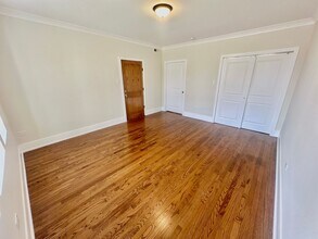 Building Photo - 1838 50th Ct