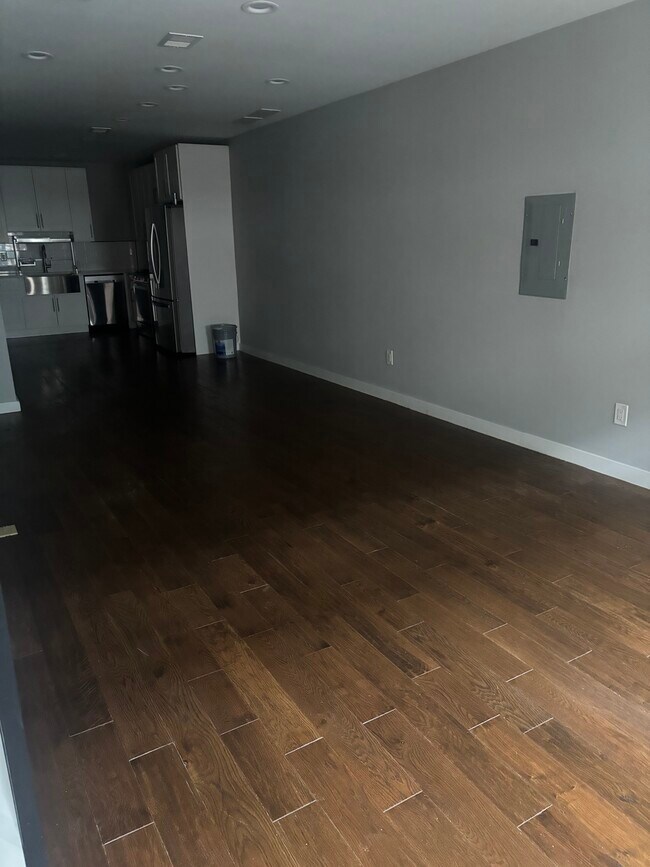 Foto del edificio - 2235 N Front St