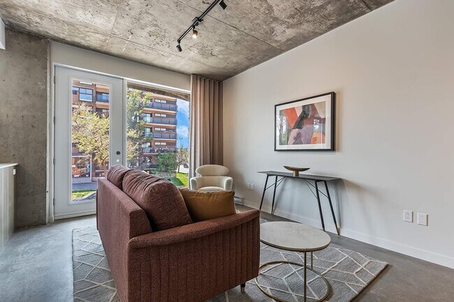 Photo du bâtiment - 2449 Ch Athlone