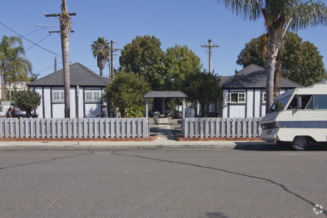 Foto principal - 3044 State St