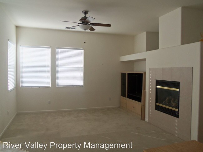 Building Photo - 3 br, 2.5 bath House - 101 Unity Circle