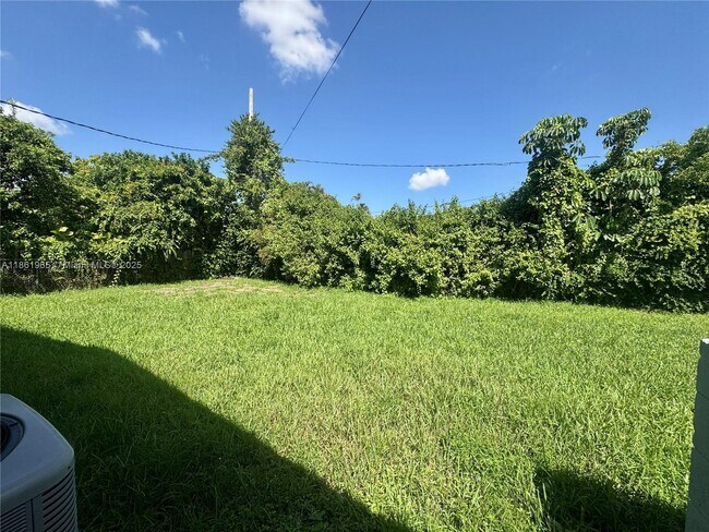 Foto del edificio - 3420 SW 125th Ct