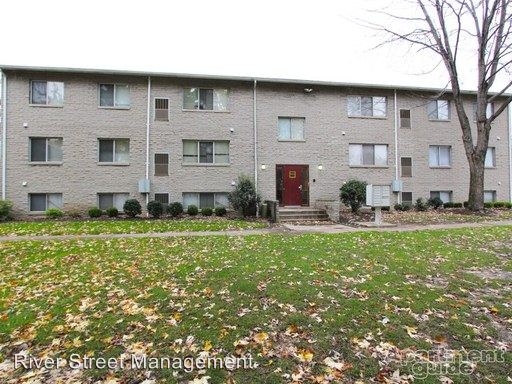 Building Photo - 908 N State St