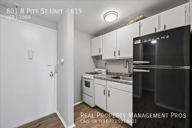 Building Photo - 801 N Pitt St