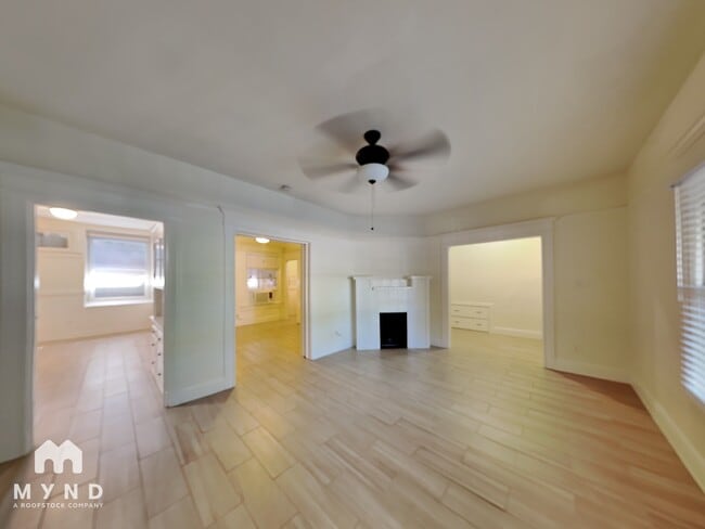 Building Photo - 825 14th St