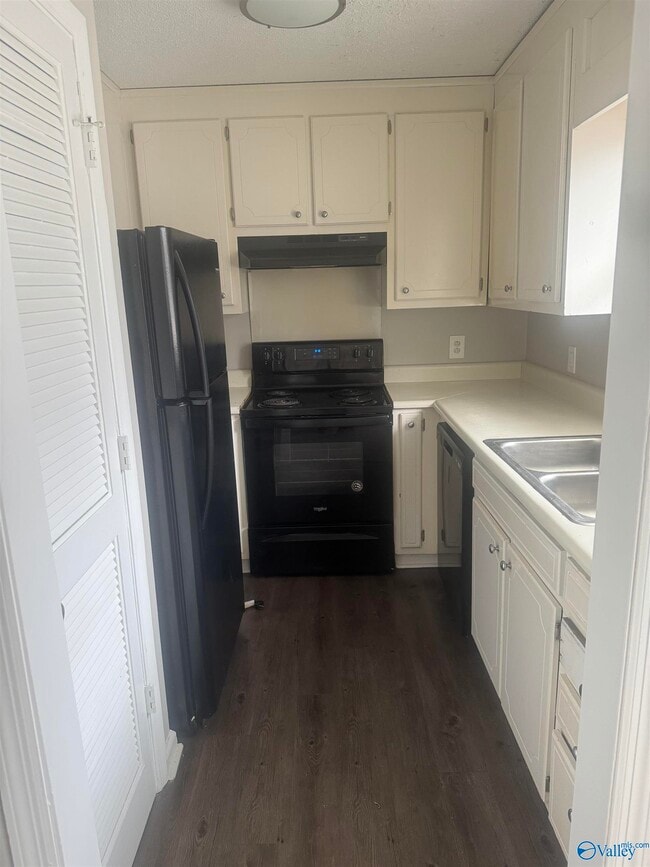 Foto del edificio - 1511 Halston Cir NW