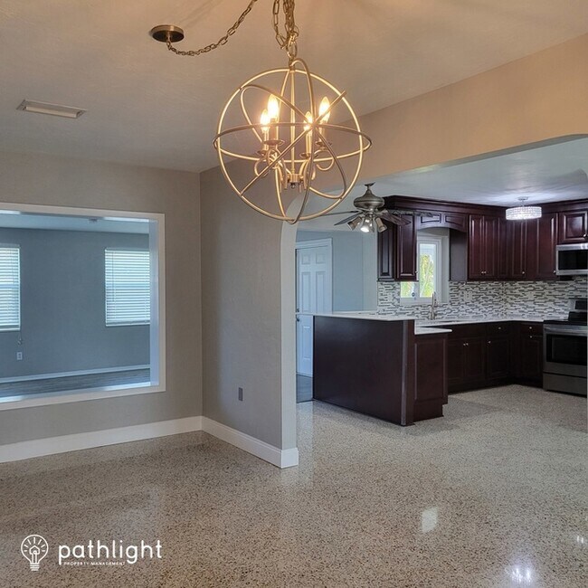 Building Photo - 6145 50Th Avenue N, Kenneth City, FL, 33709