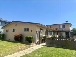 Building Photo - 5147 Canoga St