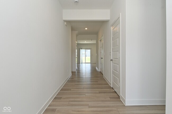 Foto del edificio - 7305 Sayers Rd