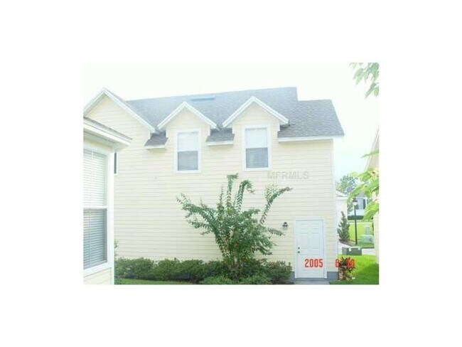 Building Photo - 1006 Wild Elm St