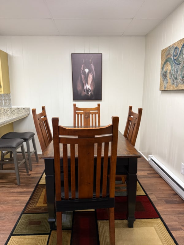 Building Photo - 701 Carson St