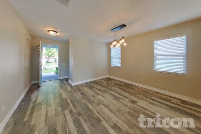 Building Photo - 12418 Field Point Way