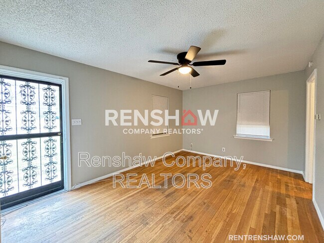 Building Photo - 4369 Falcon Dr