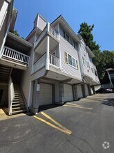 Building Photo - 8545 166th Ave NE
