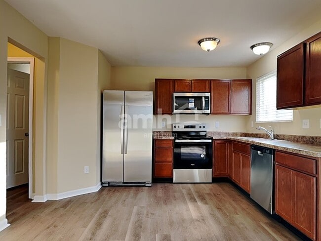 Foto del edificio - 1191 Summerlake Dr