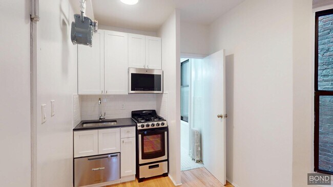 Foto del edificio - 429 E 73rd St