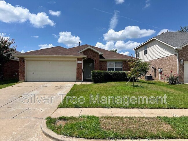 Photo - 10316 Lake Terrace House