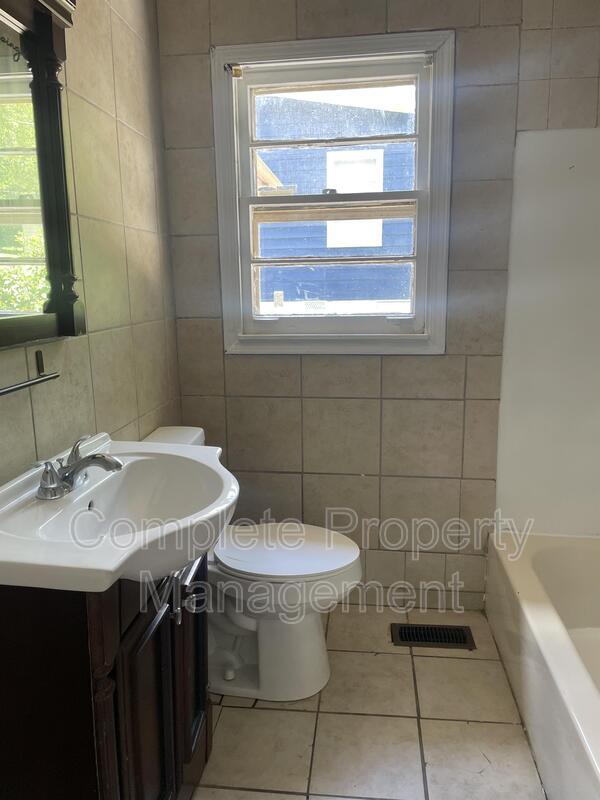 Foto del edificio - 4240 39th Ave N