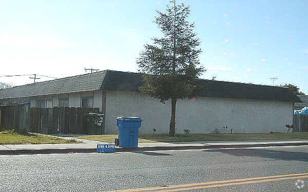 Building Photo - 471 S Berkeley Ave