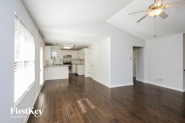 Building Photo - 1911 Natalie Dr