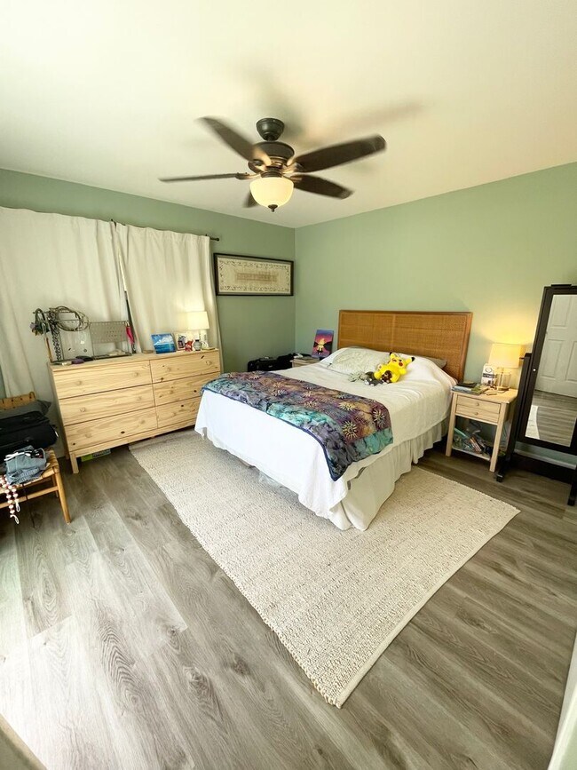 Foto del edificio - 3 bed, 2 bath w/ 2 parking stalls at Aikahi Gardens!