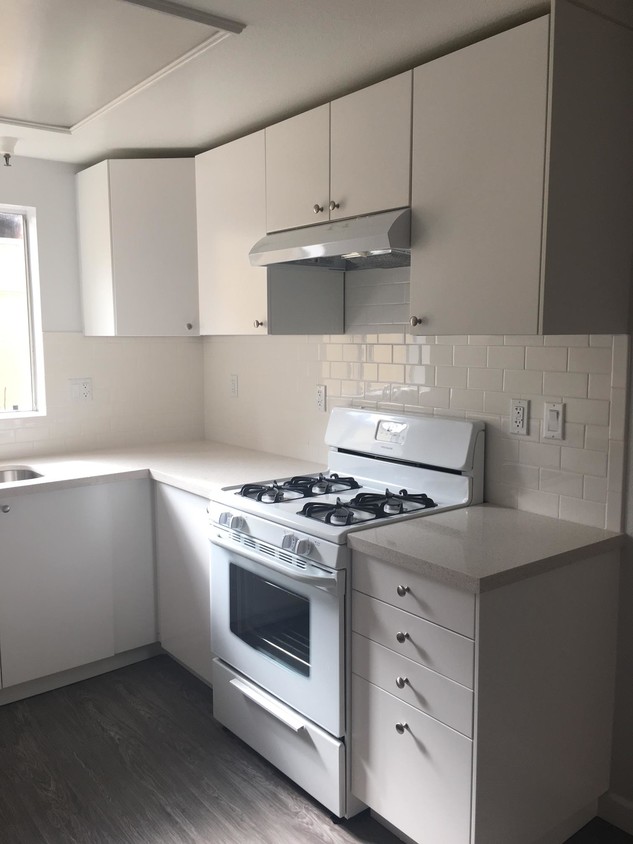 Foto principal - 170 S Virgil Ave