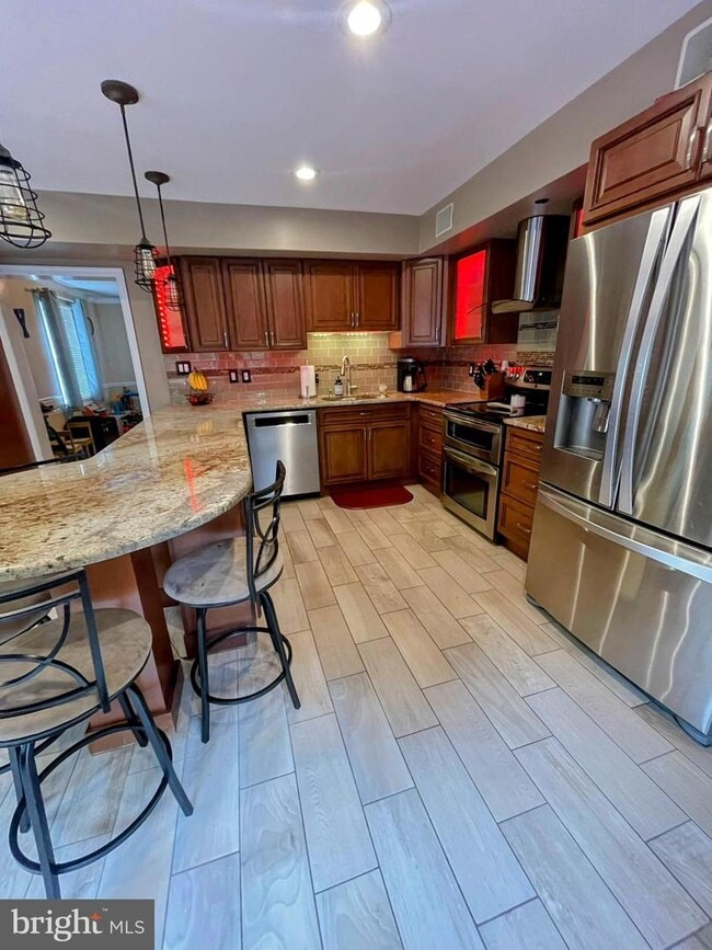 Building Photo - 5908 Chichester Ave