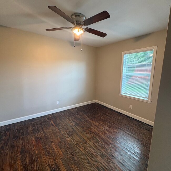 Building Photo - 4202 Whitlock St