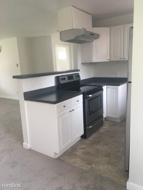 2 Br 1 Bath Apartment 754 S Rose Street Condo For Rent In Building Photo 2 Br 1 Bath Apartment 754 S Rose Street