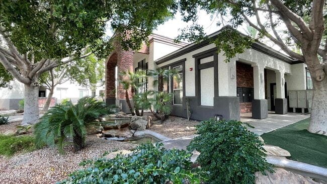 Foto del edificio - 3302 N 7th St