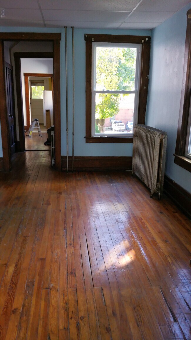 Foto del edificio - 253 N Spring St