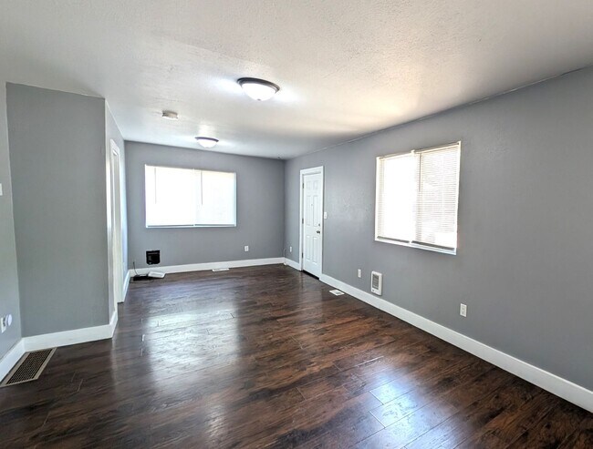 Foto del edificio - 3300 Glendale St