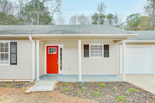 Building Photo - 50 Hidden Ridge Dr