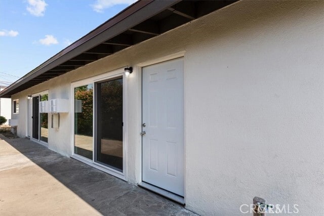 Building Photo - 1002 Lombard Dr