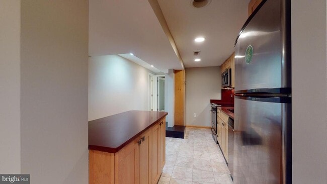 Building Photo - 4208 New Hampshire Ave NW