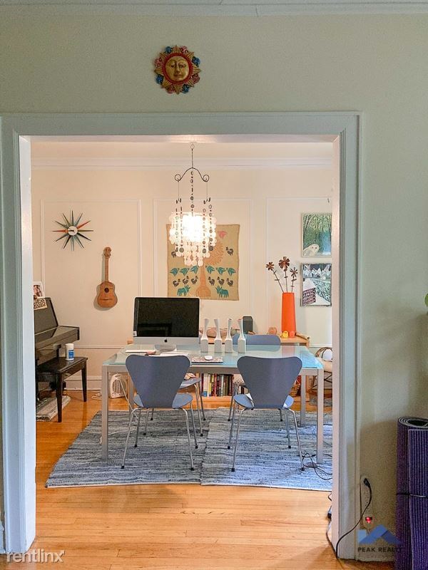 Foto del edificio - 4853 N Wolcott Ave