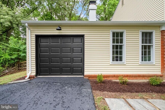Foto del edificio - 12312 Coleraine Ct