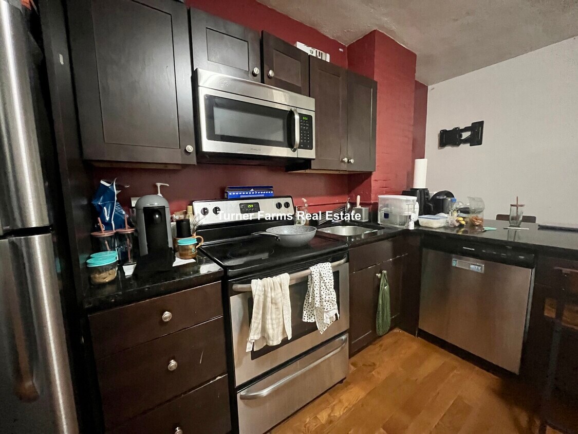 163 Endicott St, Boston, MA 02113 Apartments in Boston, MA