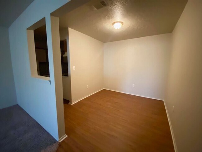 Foto del edificio - 2526 Dartmouth St
