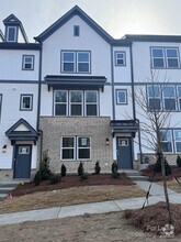 Building Photo - 2328 Donnelly Hls Ln