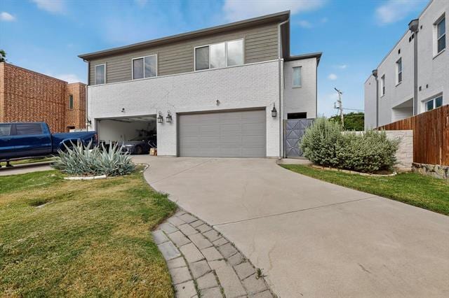 Building Photo - 404 Templeton Dr