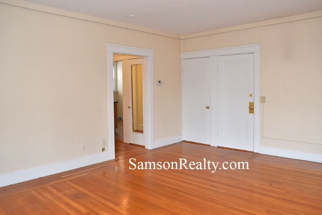 Building Photo - 90 Taft Ave