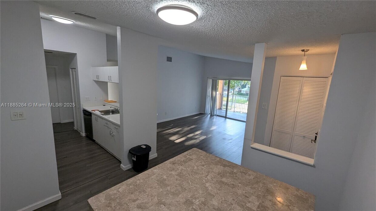 Primary Photo - 10630 SW 157th Ct