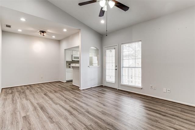 Building Photo - 8600 Coppertowne Ln