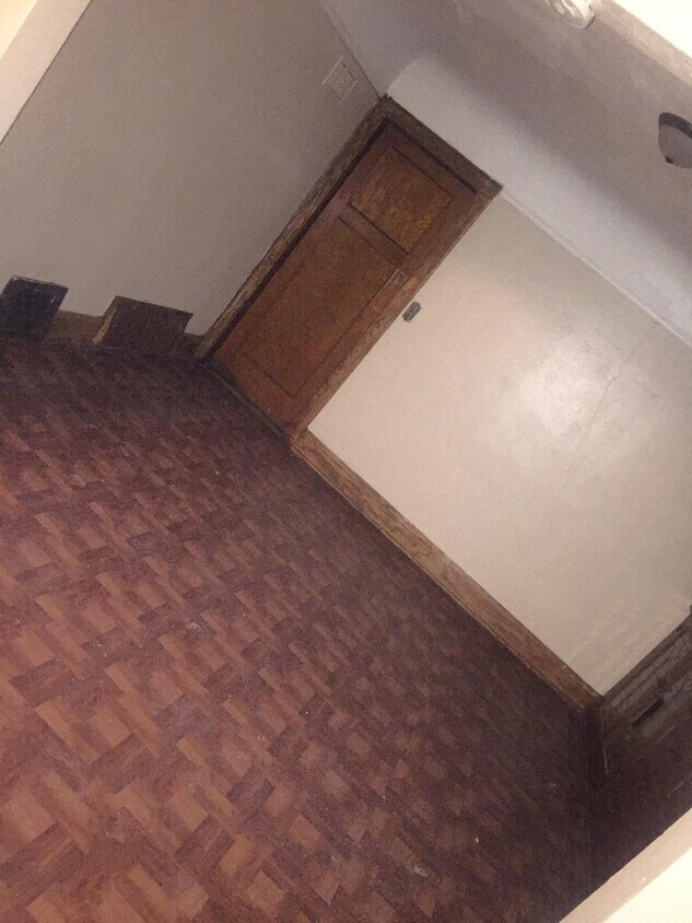 Bedrm - 3128 N 38th St