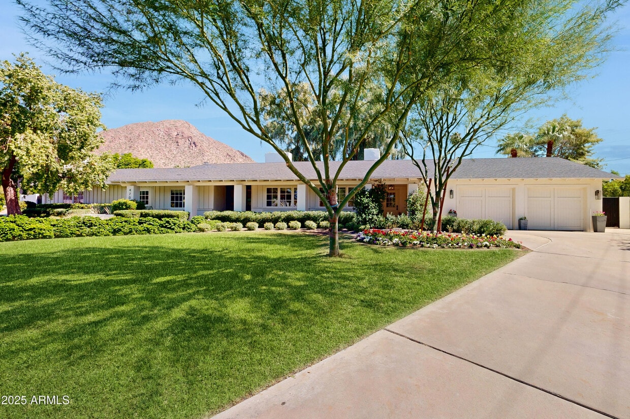 Foto principal - 4701 N Dromedary Rd