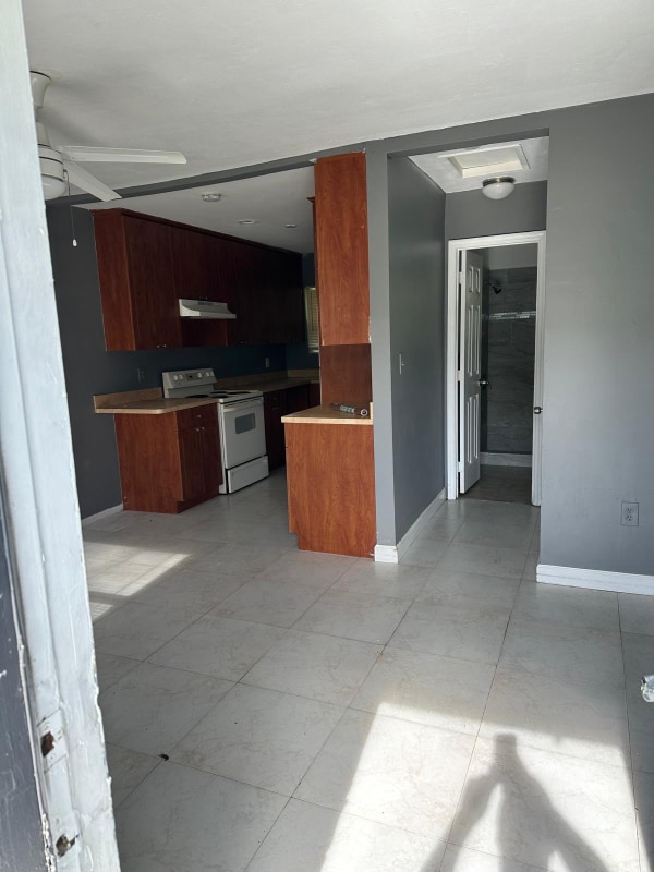 Foto del edificio - 2131 Hayes St