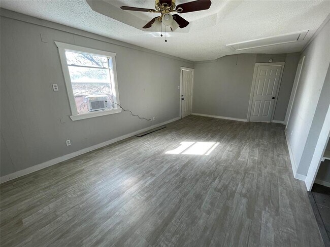 Foto del edificio - 123 3rd St