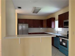 Foto del edificio - 7612 NW 99th Terrace