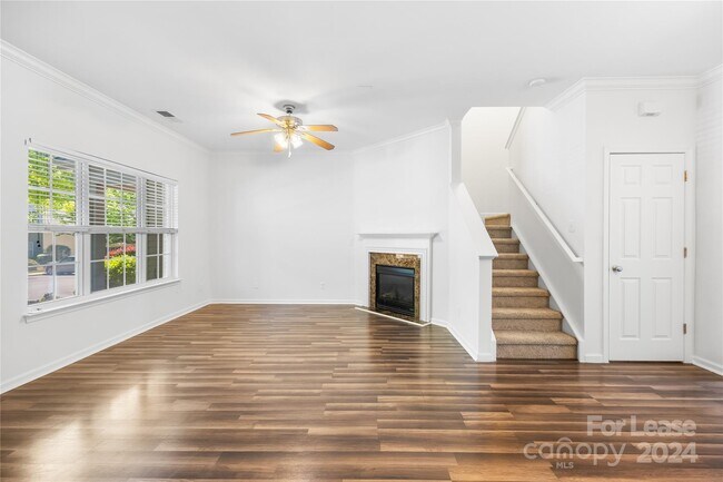 Building Photo - 3053 Summerfield Ridge Ln